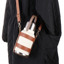 仿皮斜挎式杯套