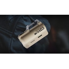 帶登山口扣移動電源
